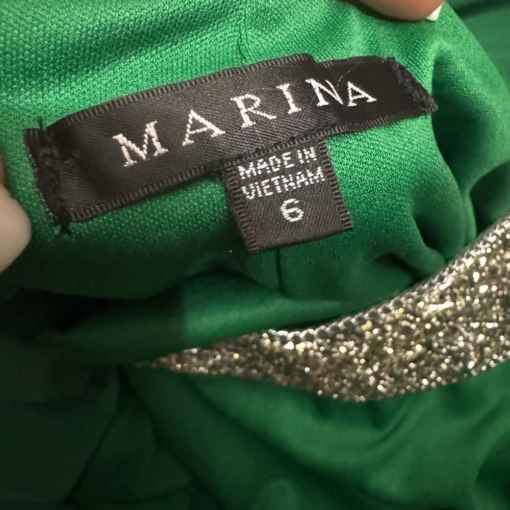 Marina Elegant Green Long Sleeve Dress Size 6. A43 - Picture 16 of 16
